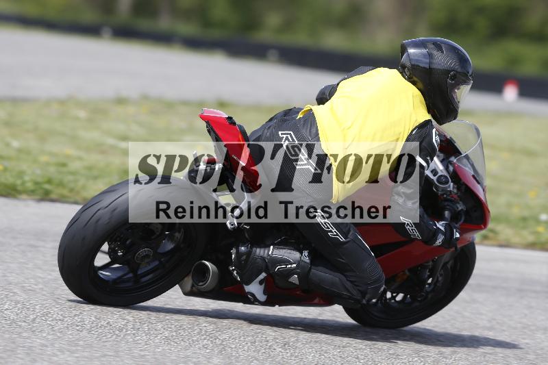 /Archiv-2025/07 19.04.2025 Speer Racing ADR/Instruktorentraining/14